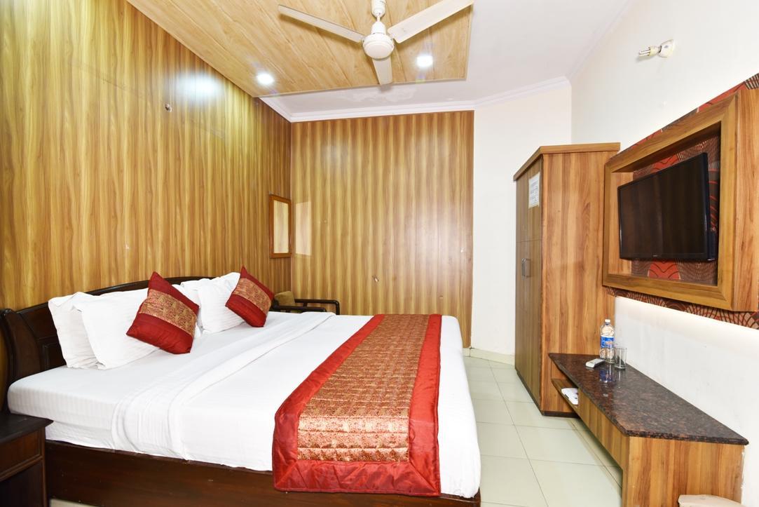 Hotel B-Comfort Amritsar Exterior foto