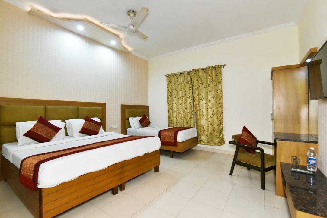 Hotel B-Comfort Amritsar Exterior foto